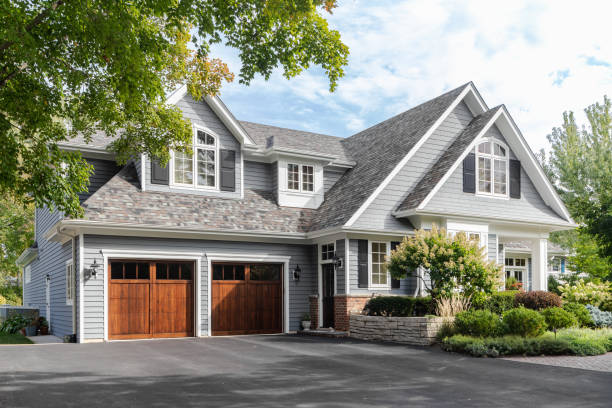 Best Emergency Roof Repair Services  in Saegertown, PA